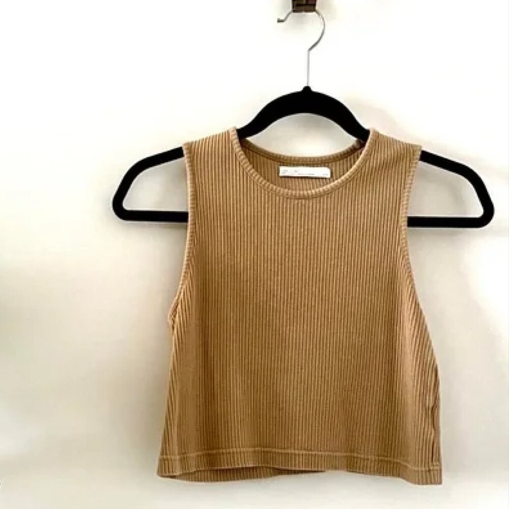 Sleeveless Ribbed Crop Top - Beige